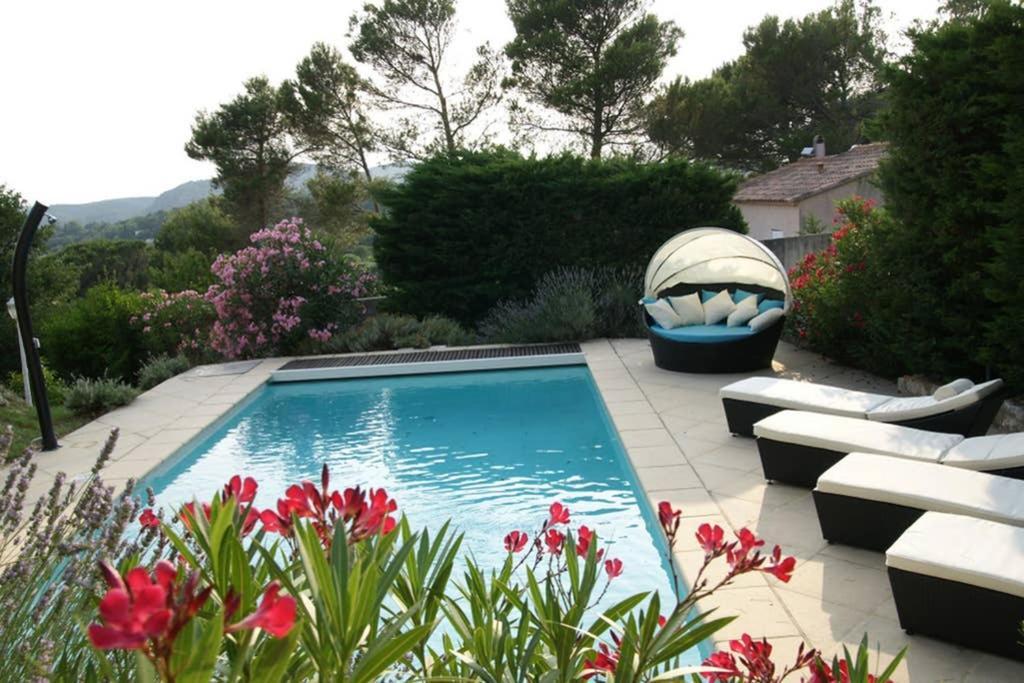 Elegante villa de 180m3 avec la superbe vue Connaux Extérieur photo