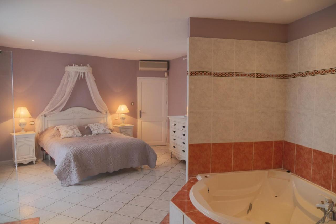 Elegante villa de 180m3 avec la superbe vue Connaux Extérieur photo